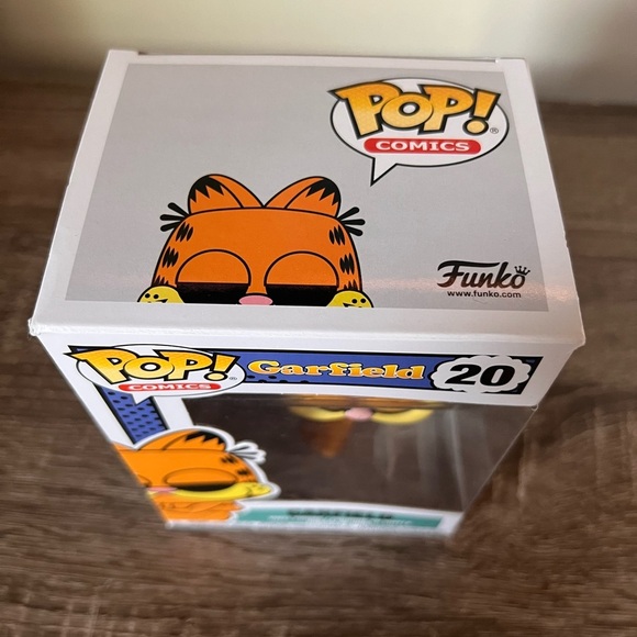 Funko Garfield Vinyl Figure - Orange - Picture 5 of 5